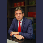 Dr. Márcio Coutinho analisa: Inteligência Artificial nas campanhas eleitorais – riscos, regulação e ética.