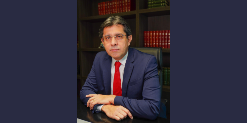 Dr. Márcio Coutinho analisa: Inteligência Artificial nas campanhas eleitorais – riscos, regulação e ética.