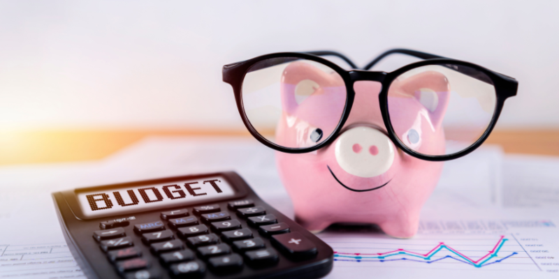 Danilo Regis Fernando Pinto mostra por que a educação financeira muda famílias e negócios, criando segurança, crescimento e decisões mais inteligentes.