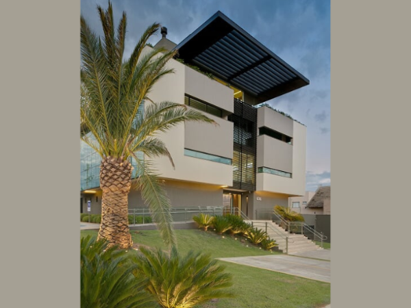 Pimentel & Mochi Advogados Associados apresentam estratégias de gestão de crise na recuperação judicial e os caminhos para preservar a continuidade das empresas.